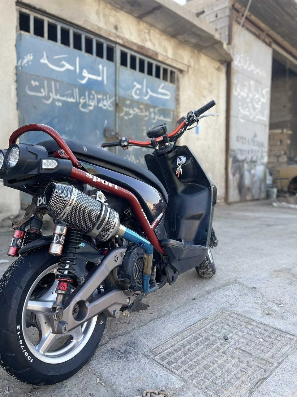 سكنس جبلي 2012 كل نقص مابيه مفتوحه بيه تزويدات ستيرن رياضي راجع بريك خلفي رياضي دبلات خلفي ابو البطل بيه صالنصع تي ماكس اصلي سعر مليون وميه ***********
