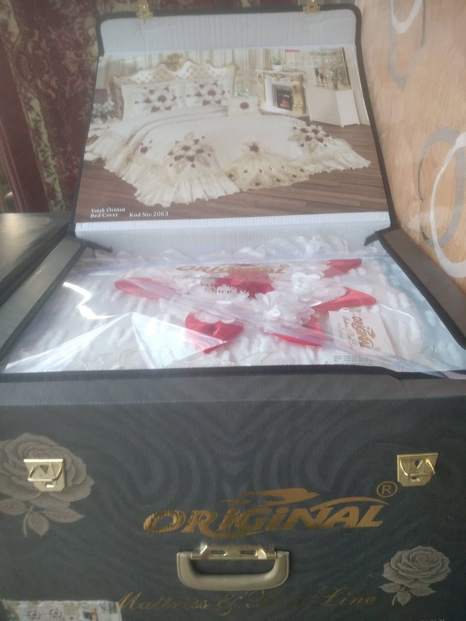 وصول فرشات عرس بوهيمي اورجنال تركي درجة اولى
شغل درجة اولى 
حجم كبير 
الالوان تخبل 
والسعر مناسب 
العنوان المدحتية مقابيل دائرة الزراعة بإدارة عادل الرويعي مجمع الروان للمفروشات 
***********
