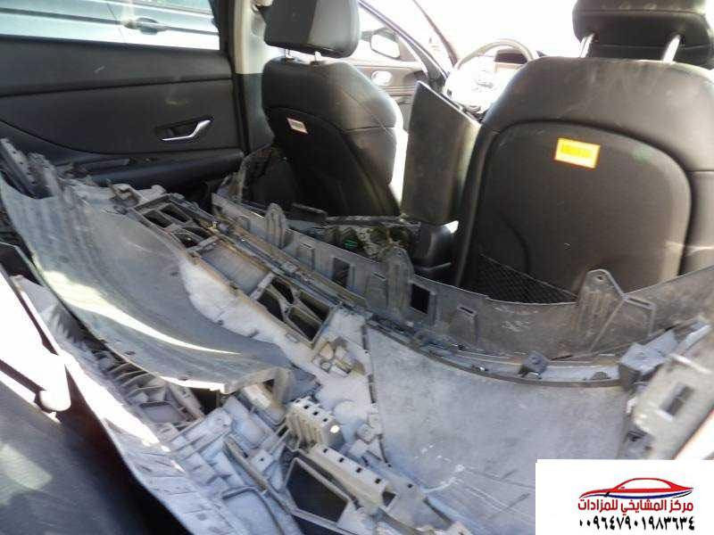 السلام عليكم للبيع النترا موديل ٢٠٢٣ الحادث موضح بالصور والسعر ١٥٠ العنوان بغداد رقم الهاتف ***********
