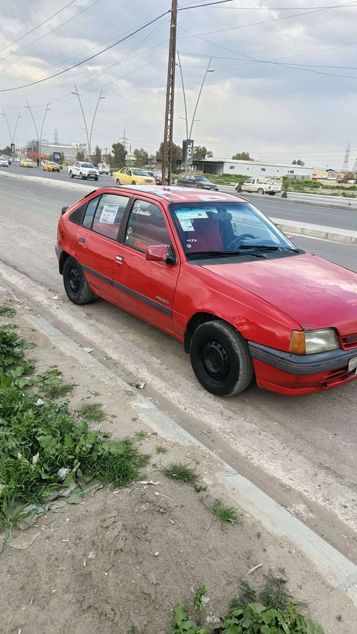 سلاام عليكم اخوان بيع مستعجل أوبل كاديت حجم 16 موديل 91  سنويه عضم لا27 كير محرك شرط شرط تحويل كابون بانزين ورقي سيارة جاهزه ترايك وين من يعجبك سيارة مكفولة من طخه وضربه سيارة بلادي مال جناي سيارة طخم ورا كتام كلو جديد طخم تايرات جديد وايرمنيه كلو شغال سعر 23 بيه مجال شي قليل خوان مكلف بل نشر اليحب يخبرني عل رقم ***********//***********//عنوان موصل حي الميثاق
