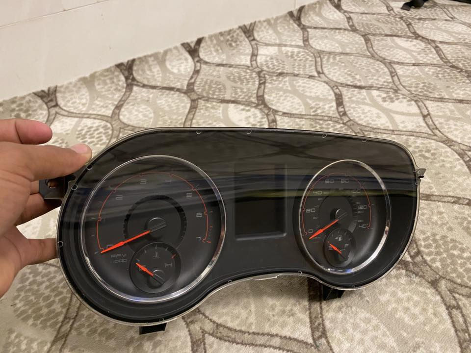 سلام علكم عينه جديده معنه الكلمه مال جارجر مديل ب2014 الحد مديل ب2011 ب***********
