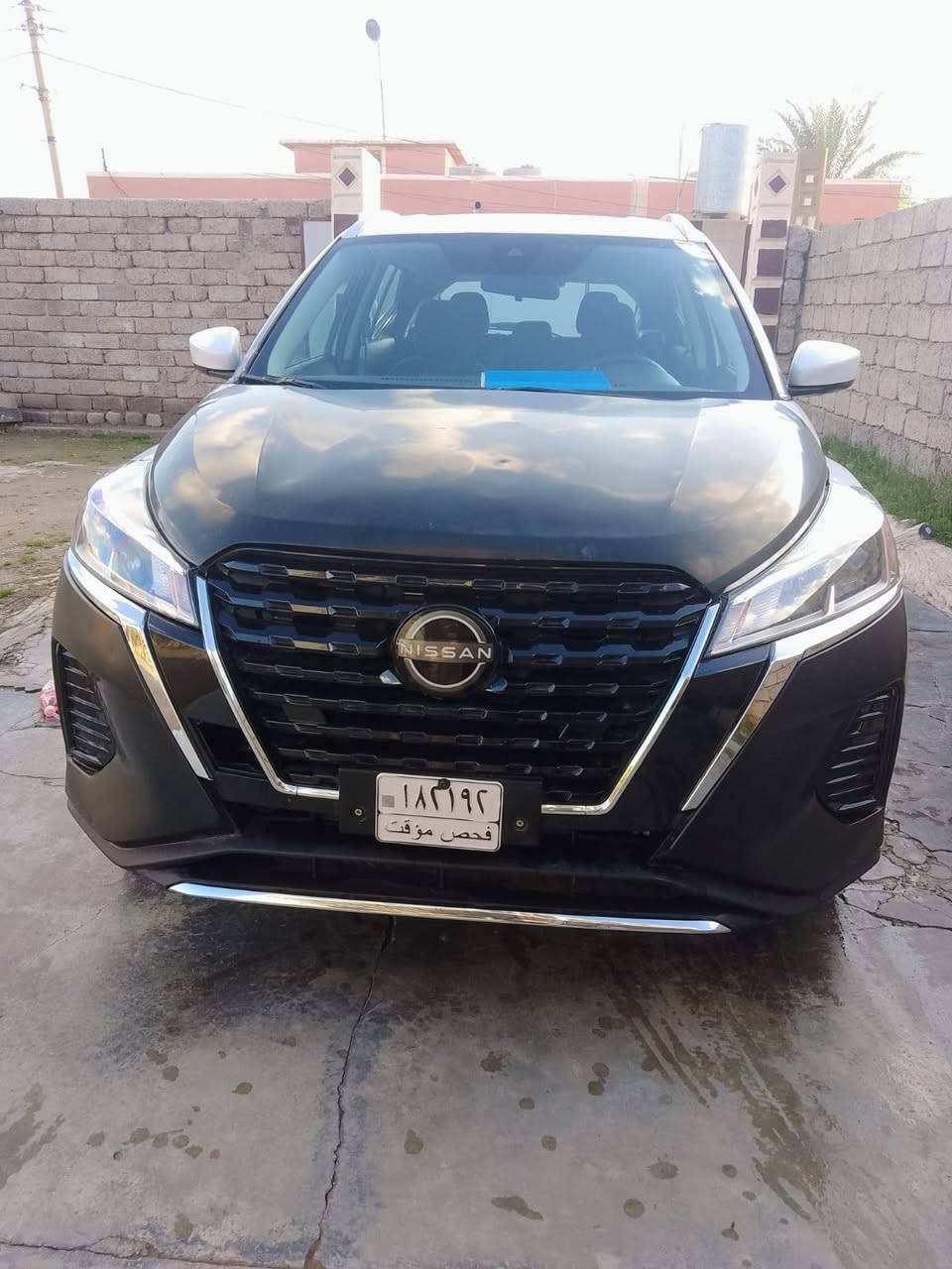 نيسان موديل 2024 
السيارة تحكم استيرن
رادارات
ماشية 12 الف 
ضرر بونيد
السياره منفيس حرة
***********
