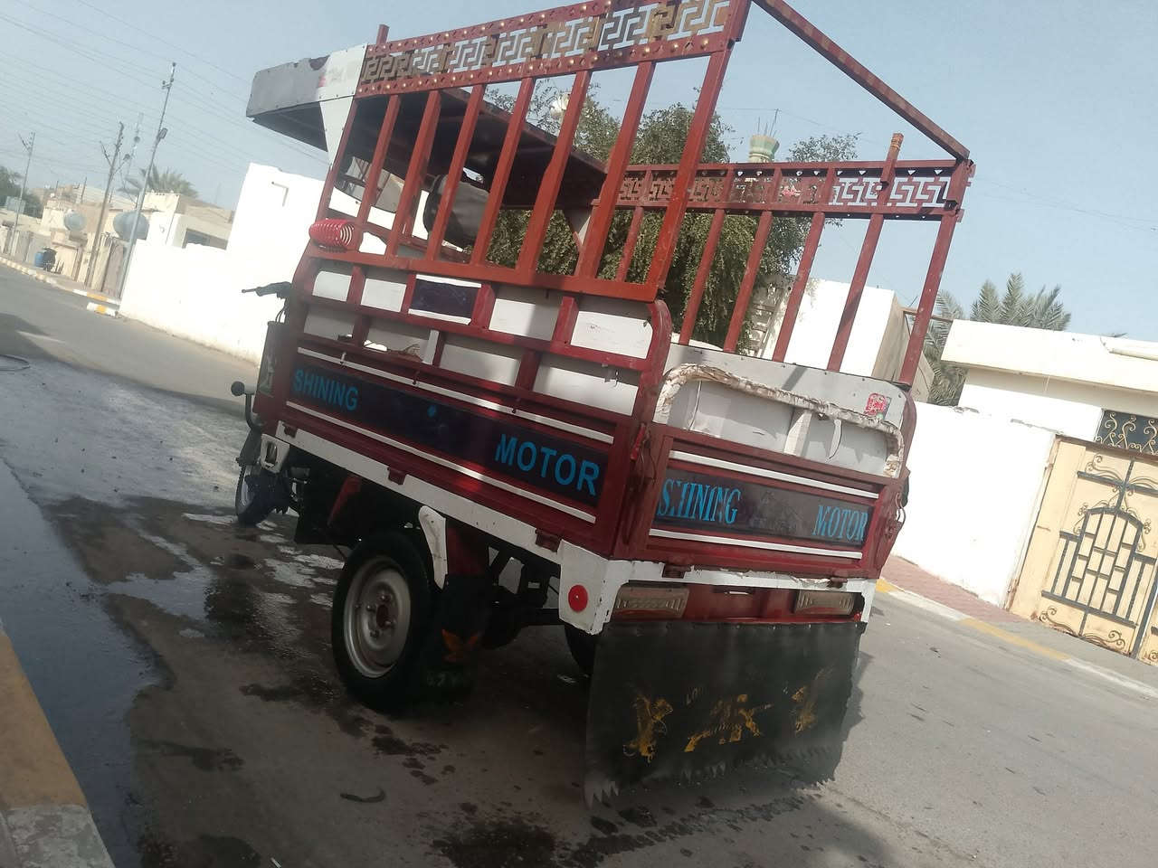 شباب ستوته للبيع موديل 22 مكمركه بسم محمد مزهر ستوته جديده وخير من الله كلهه شغاله  ونضيفه سعر مليون 800 وبيه مجال قليل مكان رمادي رقم لهاتف *********** اخوان لي ريد يتصل عل رقم
