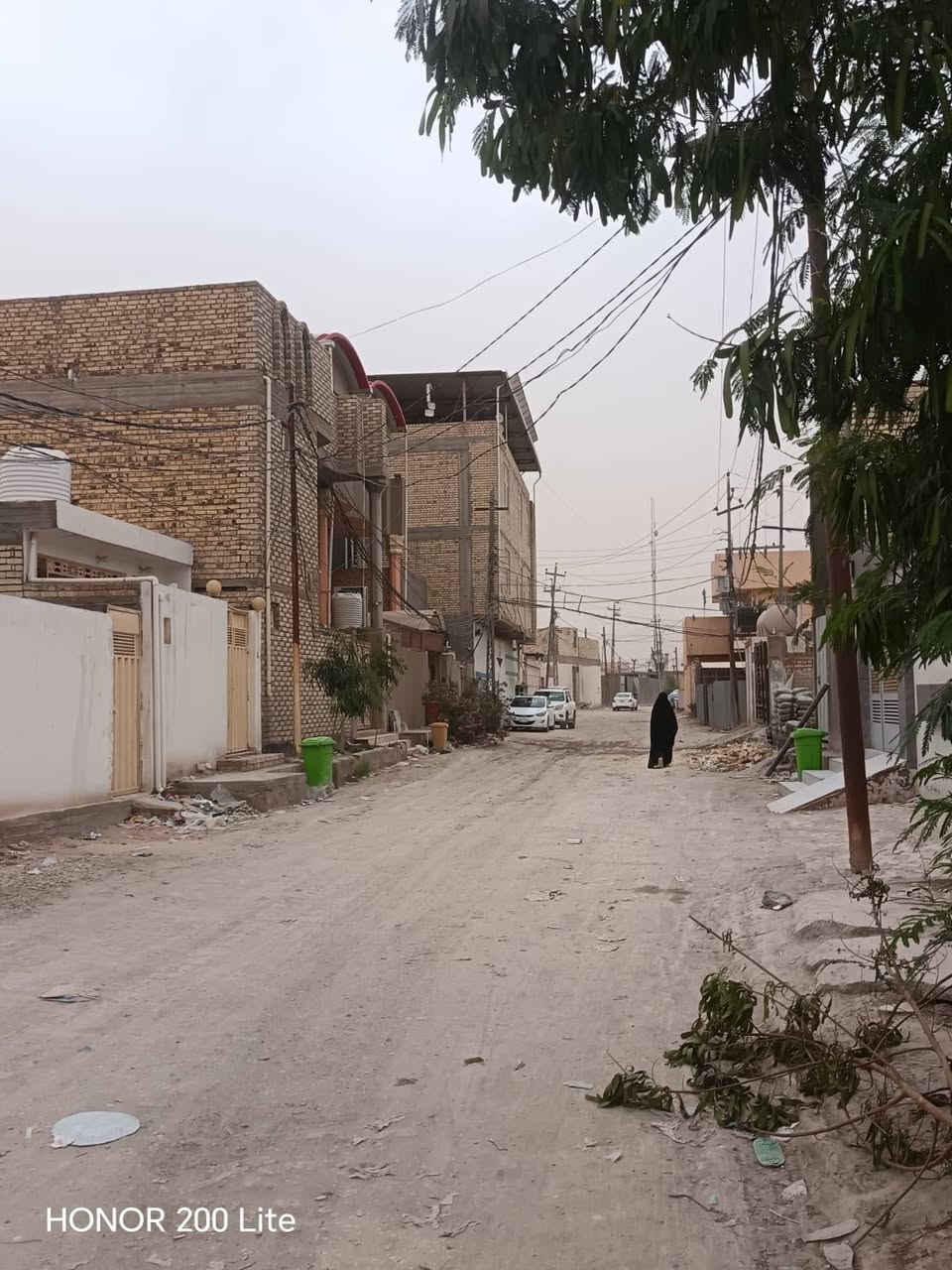 قطعه أرض مساحتة ١٠٠ متر العنوان سايدين المطار الجديد خلف قاعة الياسمين شارع تبليط السعر ٣٨ مليون بيه مجال جدا قليل
***********
***********
