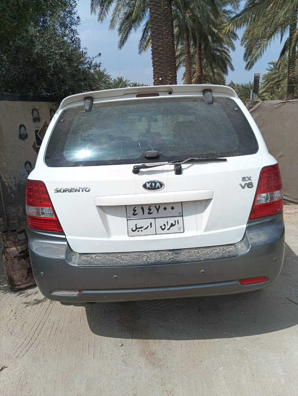 السلام عليكم سياره سورنتو موديل 9محرك سته سلندر رقم أربيل شرط تحويل تبريد ثلج مابي اي ضربه سياره خليجي
مراوس حسب قناعتنه عنوان بابل 
الرقم ***********
