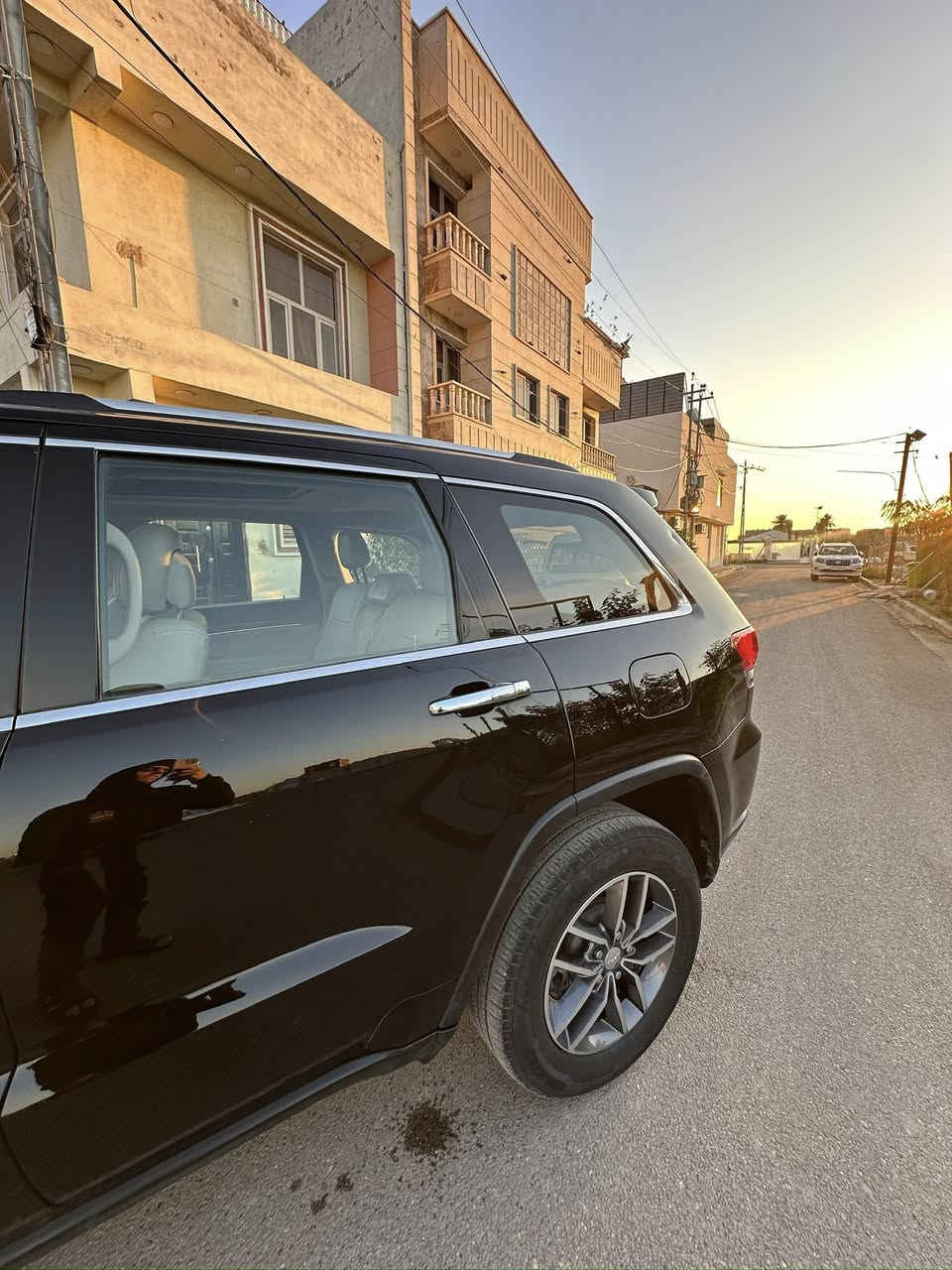 للبيع انسب جيب كلين 2017 
 جيب لمتد 2017 كلين  تايتل بسعر مناسب جدا 
لون اسود

مواصفات لمتد بانوراما داخل بيجي  شاشه جبيره كشنات خزن ميموري حار و بارد داخل صندوك دمام بيلادي وبقيه مواصفات لمتد معروفة 

رقم بغداد بسمي تحويل ثاني يوم هزه ورقم جديد كله جديد 

مكينه بساتم 14 بدون دوانز بانزين عادي الافضل للجناي ماشيه 100 

سياره كلين بس بارد اصبعين بل جاملغ

مكاني بغداد السعر مناسب جدا خابر وتدلل

***********
