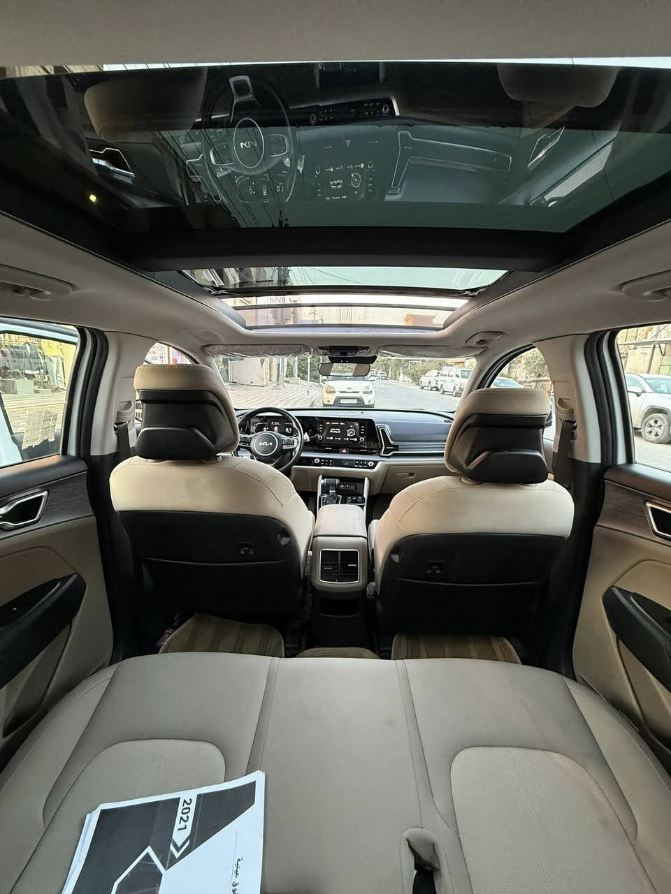 كيا سبورتج. 2024
وكاله الدوليه ام الصمان 
ماشية 32 
السيارة مكفلولة من كل شي  يعني على وضع الشركة 
فول مواصفات 
مكانها بغداد حي العامل  
السياره باسمي. تحويل ثاني يوم 
***********
متواجد فقط اتصال 
سعرها مناسب
