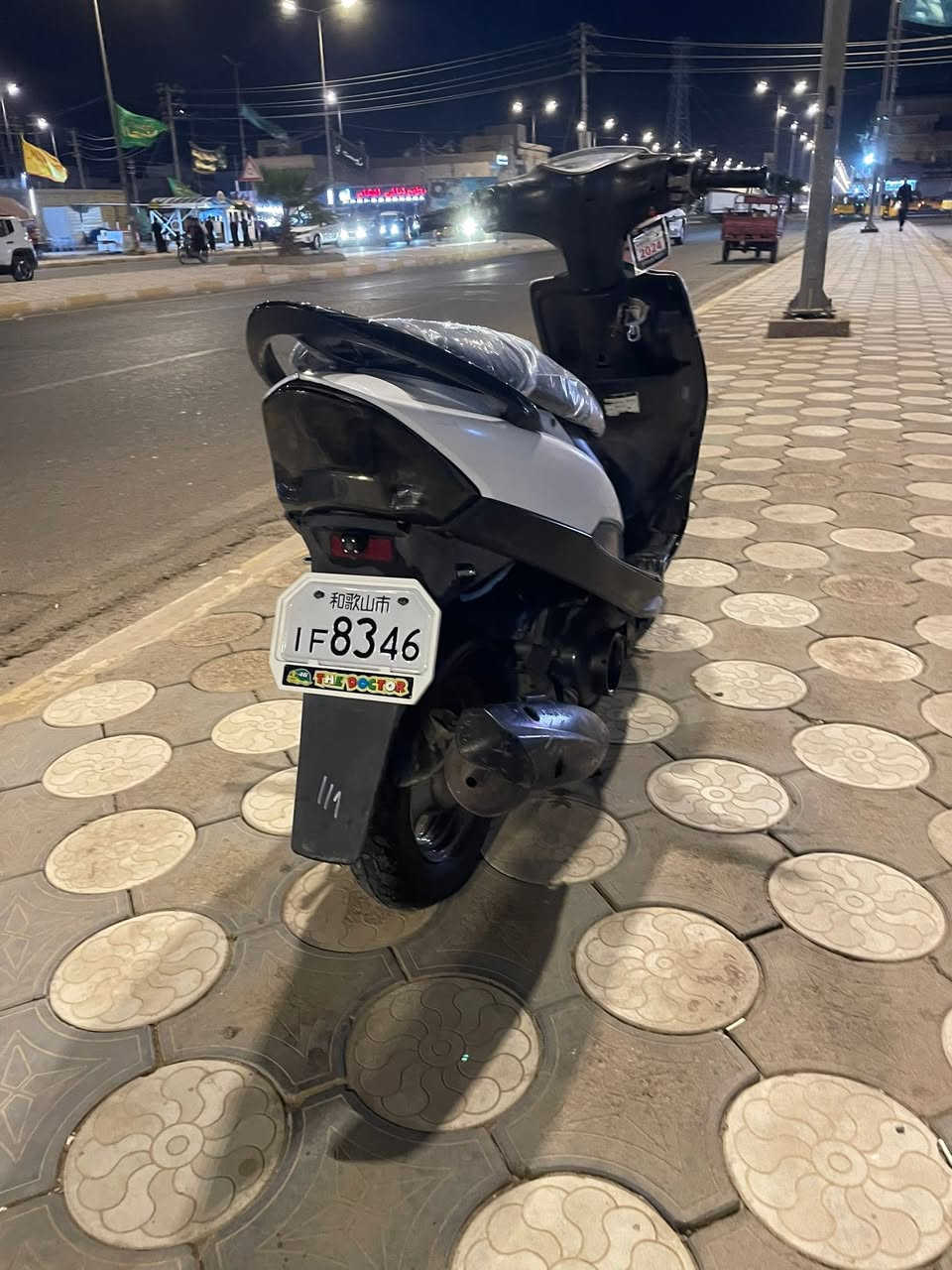 مرححبا ماكس عدلة
بوشة٤٩ سلف٤٩
دراجة رمبة كٌلها ع بلاد
بيهة تزويد اصلي من رمبة 
كـلها شغالة منلاـيت للبكلايت
ومختمـة منطول للطول 
العنوان/ العرضات فلكة القاضي
السعر اتصل ع رقم ***********
