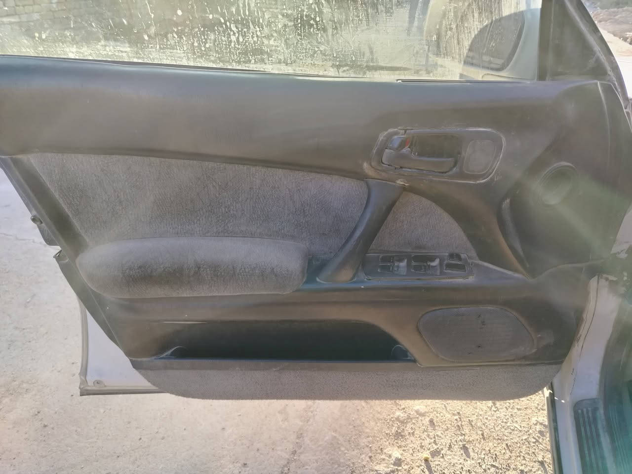 سلام عليكم
سياه بطه موديل 93 سياره جاهزه مابيه ايشي 

كير ومكينه جدد توهن مشدوتات التبخير وال تنقيص اكسل جديد 

دخم تاير جديد كهربايات كله شغاله سنويه ساقطه 

التفاصيل بعد اكثر عله هاذ الرقم دك وبيك خير وتدلل 
الناصريه ناحيه المنار
***********
