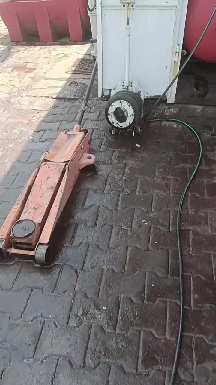 محل للبيع المكان مدينة الصدر الغراض ابيعهن شلع من عده الدهن الرقم /***********

