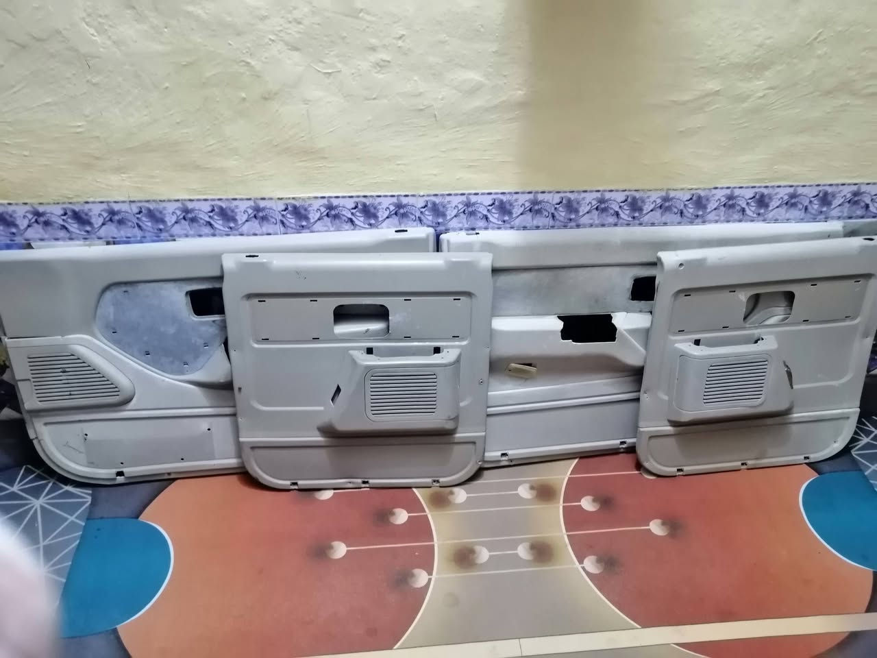 سلام عليكم غراض سياره كنو 2007 تفصيخ دشبول /ب75 حصان ب35 /تقليفه ب80 /بنيد ب60 /بطاين بيبان /ب50 /المكان ذي قار  رقم ***********؟***********
