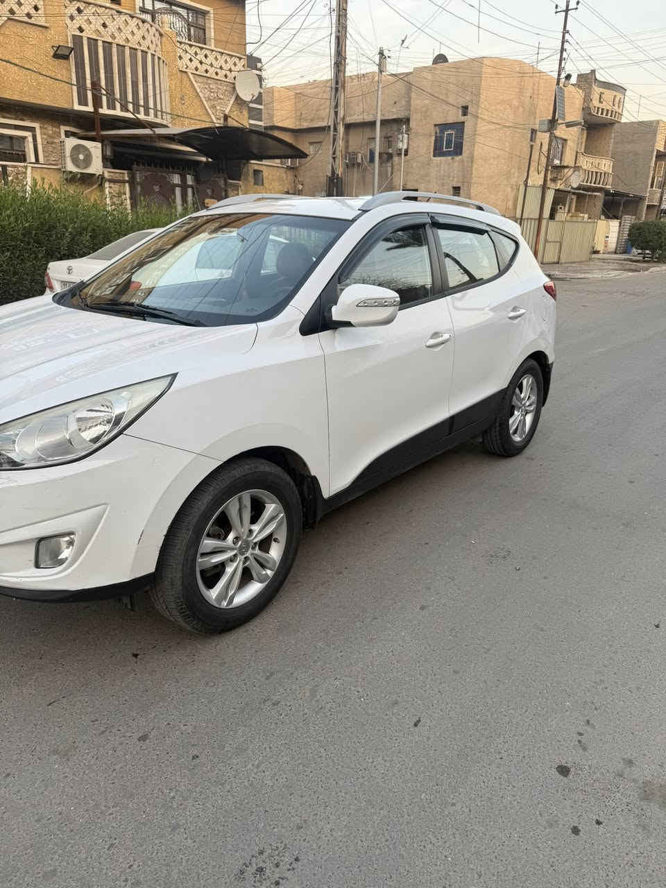 هيونداي توسان للبيع
موديل2013
ماشية 150000
لون ابيض رقم خصوصي 
السعر 15500$ 
155ورقة 
للتواصل الرقم /‭***********
