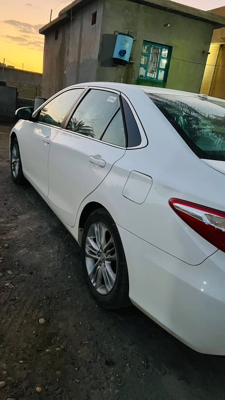 السلام عليكم 

كامري LE 
 2016
ماشيه 130 
السياره بأسمي ورقم سليمانيه 
باقي التفاصيل اتصل
***********
