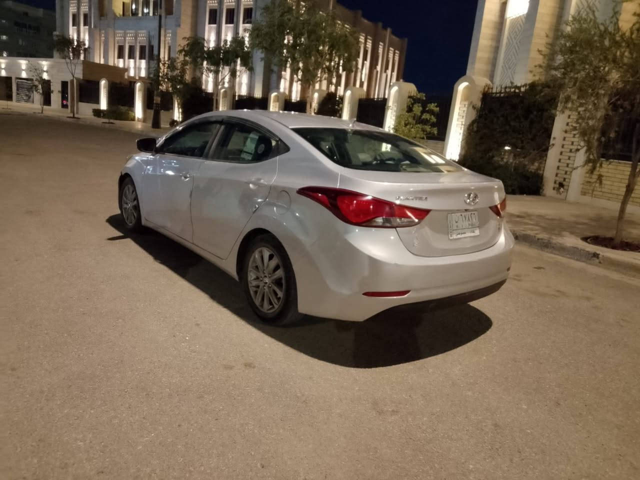 السلام عليكم سياره نوع النترا مديل 2015مكفوله بيها قطعتين الباقي كفاله عامه من كلشي فول مواصفات فتحه تحكم استرن حساسات مري شفط كشنات جلد اشاير بل مري شفتات ستيرن مكينه 1800العنوان كربلاء السعر 98بيها مجال رقم*********** الهاتف
