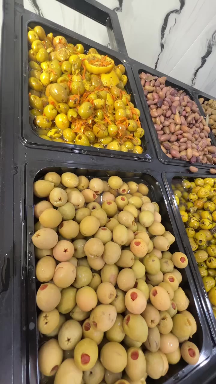 بسبب الوعود الكاذبه وكسر بالسعر أعيد النشر 
أمانة الله شغل درجى اولى ومامشتغل بيهن هواي 
الشراي ويعرف قيمة الشغله يتصل 
***********
