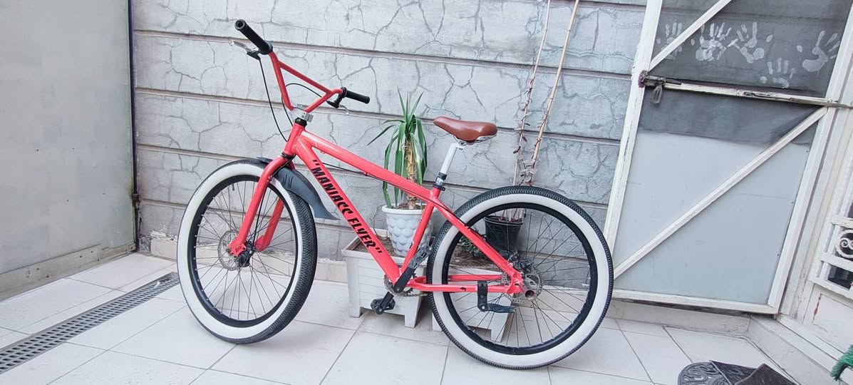 .السلام عليكم 
بايسكل bmx. 🚲
حجم 27 
. موديل 2023.
السعر 150  
الموقع: بغداد (المحمودية) 
للتواصل واتساب :  ***********
