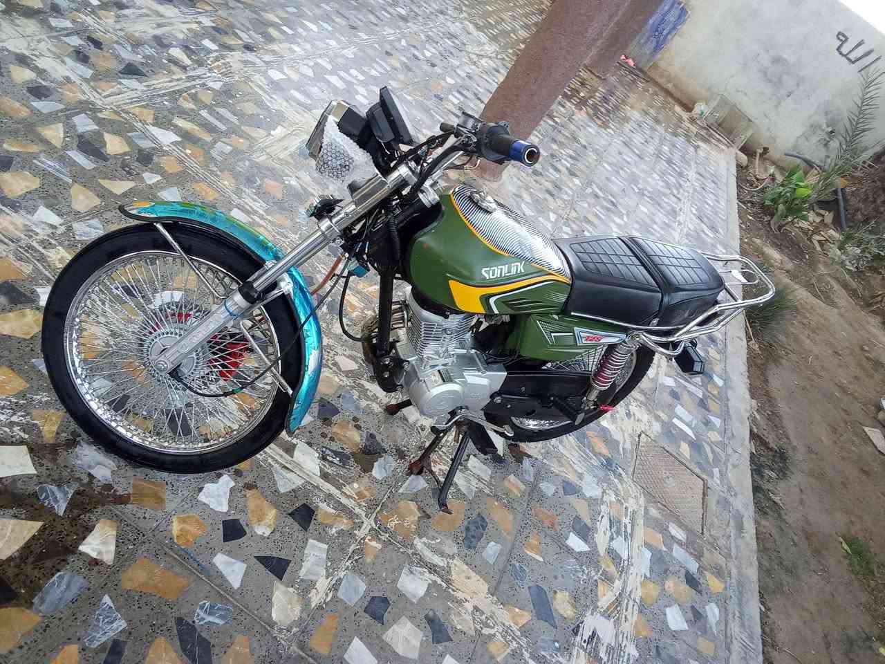 تايكر مديل 24 شكل 25 دراجه كفاله عامه 
أي نقص مابيه اوراق كامله 
مكان ديالى كنعان شراي تعال خاص


**إذا كنت صاحب هذا الإعلان وتريد حذفه لأي سبب، رجاءا أرسل رسالة إلى الدعم الفني**