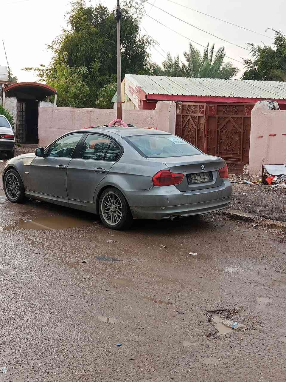 السلام عليكم
Bmw e90 
موديل 2009 رقم انكليزي 
مكينة 4 سلندر كير عادي سيارة جديدة وحلوة يرادلها صبغ دعاميات كير مكينة جدد صدر جديد داخل جديد
 مكينة قبل 5 أشهر شادها  
بس من تقبط سكليتر مرات يطلع صوت مثل ضاغطة اوشي لا تبخير ولا تنقيص 
اني ابيع مكينة كايمة وينزل من السعر 5 أوراق سعر المكينة 
السعر  84 وبيها مجال وماكو هيج سعر ب هاي النضافة 
للاستفسار الاتصال ع الرقم *********** 
المكان بغداد
