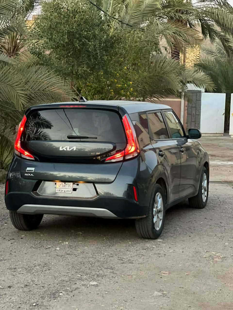 السلام عليكم...لبيع كيا صول موديل 24 لون رصاصي مواصفات S محرك 2000 دوش مرغوب.. حادثه .. جاملغ اجه بيه من امريكا ايسر مبدل اصلي بدون صبغ رقم شاصي مرفق منشور ..دخول جديد ترقم بغداد جميع محافظات. مكاني حله مركز *********** وات ساب
