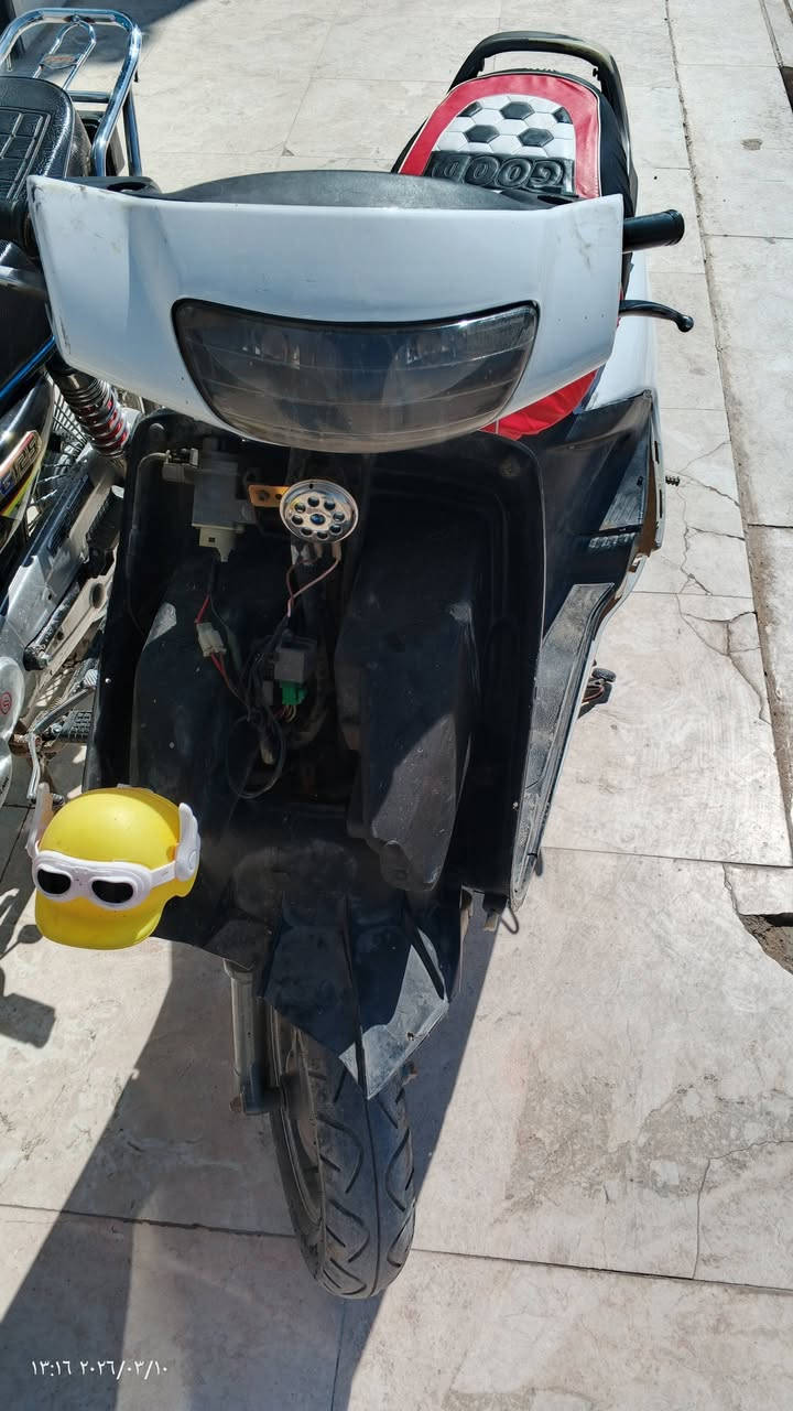 سلام عليكم دراجه فراشه نضيفه بس كفر نقصه دراجه خير من الله كلشي شغل سعر 350
بيه مجال ***********
