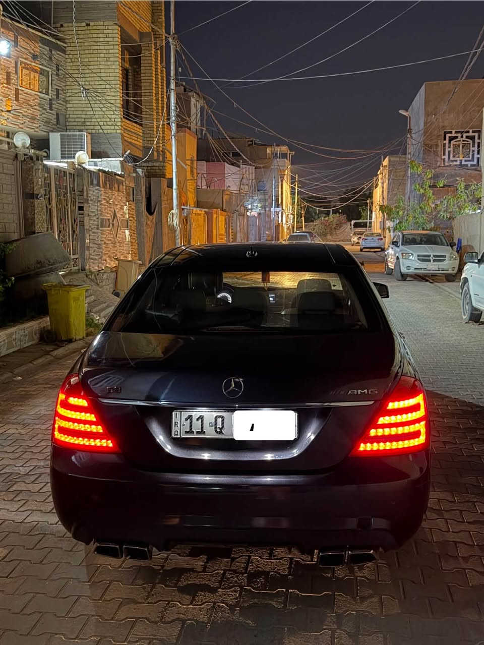مارسيدس S550 2013
وارد امريكي الضرر جاملغ الخلفي الصوبين بارد بسيط معدل وبدبي مصبوغة عام جمالية 

السيارة V8 توين تيربو  

داخل عسلي سقف بنرامة 

لارج الباب الطويلة 

ماشية 185الف كيلو 

رقم بغداد مميز 

260 $وبيها مجال

***********
