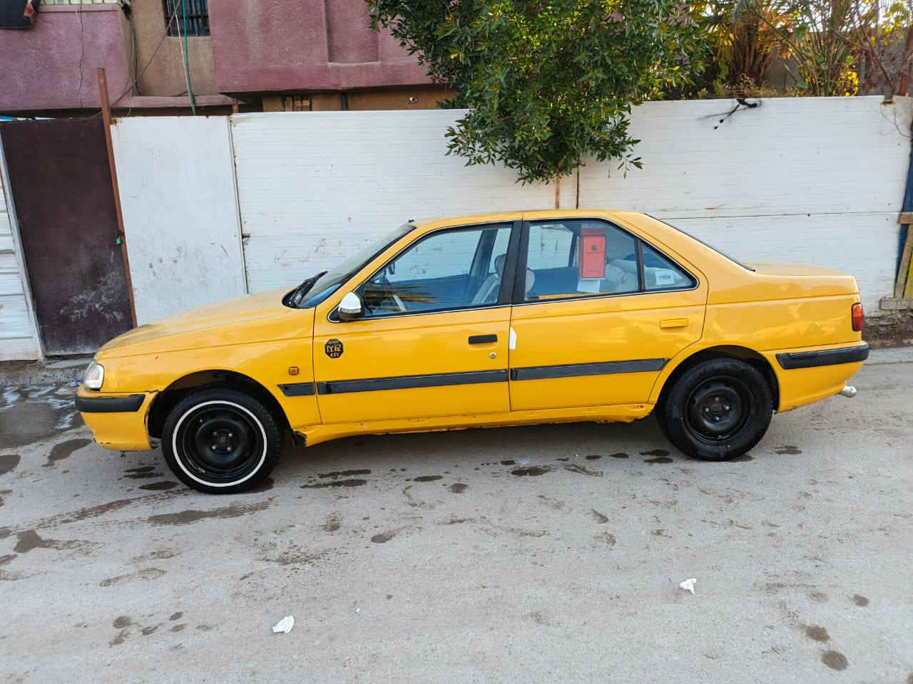 السلام عليكم
بيجو بارص 2015 للبيع السعر 43 بيها مجال بسيط 
للاستفسار ***********
