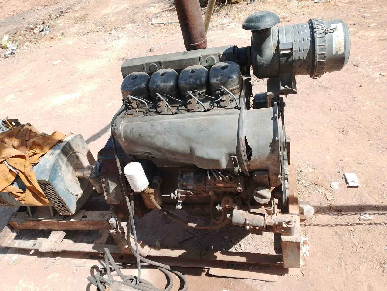 السلام عليكم مولد للبيع باب اول لا تنقيص ولا تبخير دويز باب اول اصلي ابو الصاروخ ورا راس توليد ٣٠ كيفي مكانه ديالى الخالص السعر ٢٣ التصال ***********
