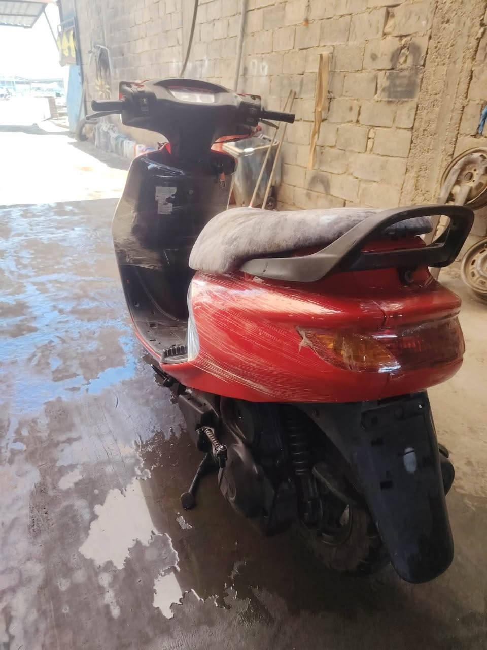 سلام عليكم
دراجه فراشه نثيه نكره سلف هندر  لايت أبيض أصفر  اشاير كفر جديد لون احمر دم الغزال  مكينه ناعمه شلعه ومعدل دراجه مانقصها برغي

تجي وتشوف بعينك
السعر 350 وبيها مجال

مكاني :📍 بابل _ القاسم

الاتصال : ***********

متوفر :خاص_واتساب_اتصال
