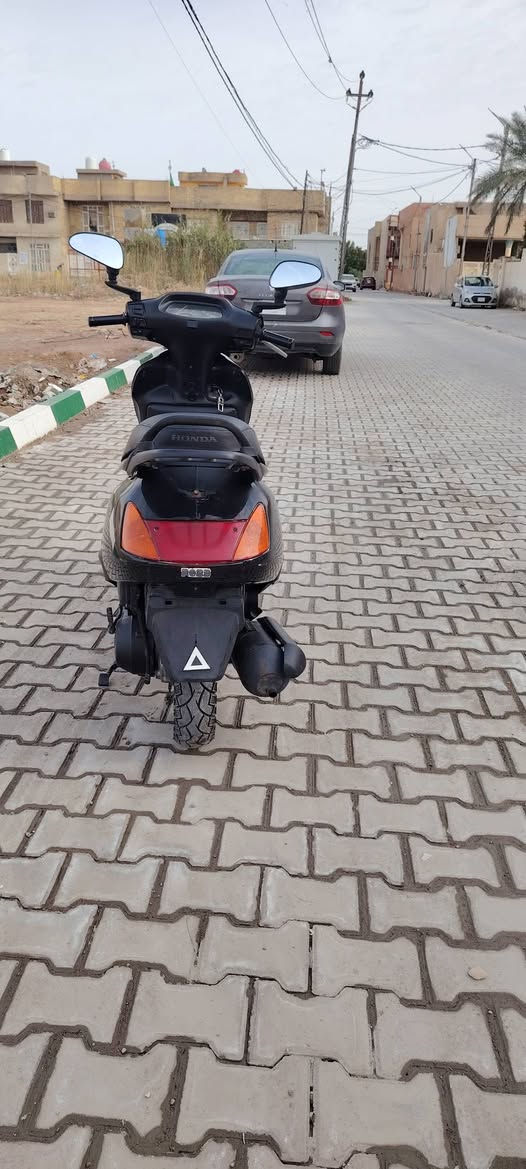 سلام عليكم دراجة سبيسي يباني كفرات اصلي كبريتر اصلي قفل ستيرن قفل جنطة شغالت  سلف هندر شغلت شلعه ومعدل  . 
اشاير شغالت  تيرات جددد. 
مكان كوت مستشفى الزهرة. 
(***********) 
(سعر الدراجه اتصال علئ الرقم الهاتف ودلل.)
