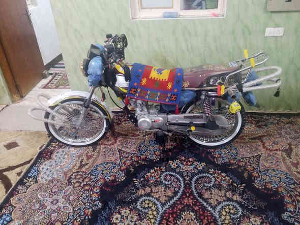 سلام عليكم شباب دراجه لبيع 2023 مكان بعقوبة *********** سعره 700 وبيه مجال حك جيه
