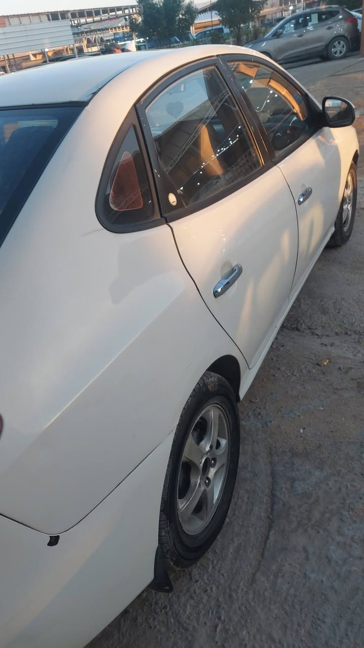 النتره ٢٠١٠ بيه ضربه جنطه جاهزه من كلشي أربيل ألماني  شرط وكاله تحويل
*********** سعره ٧٦ وبيه مجال
