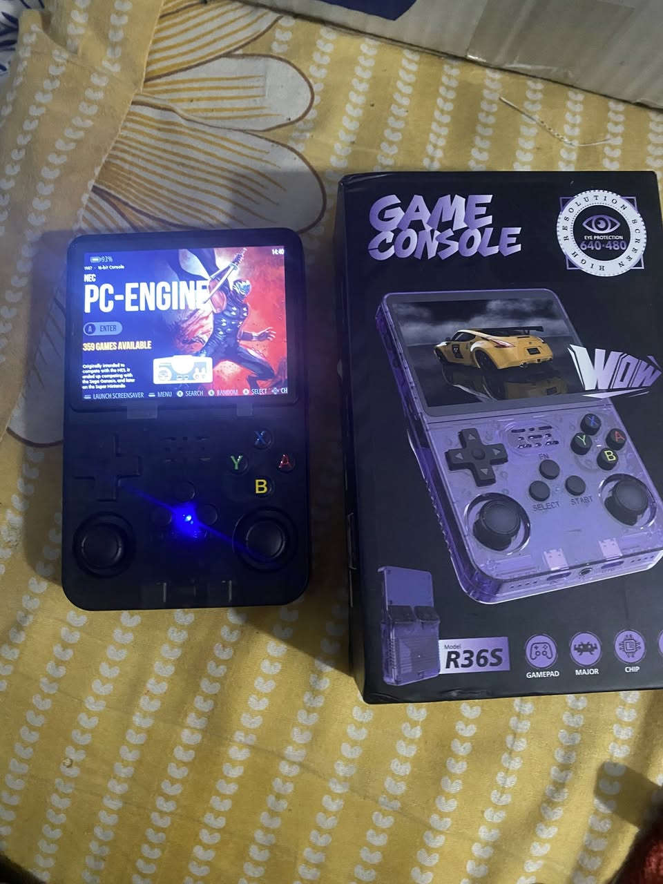 للبيع: جهاز الألعاب المحمول R36S - جيل الطيبين مطوّر شاشة خرافية: شاشة IPS مقاس 3.5 بوصة بدقة 640×480 (ألوان زاهية ووضوح عالي من كل الزوايا).
مكتبة ألعاب ضخمة: يحتوي على أكثر من 15,000 لعبة جاهزة (ببسي مان، ماريو، تيكن 3، كراش، وغيرها الكثير).
محاكاة قوية: يشغل ألعابpsp السعر ٥٠ الف للتواصل خاص


**إذا كنت صاحب هذا الإعلان وتريد حذفه لأي سبب، رجاءا أرسل رسالة إلى الدعم الفني**