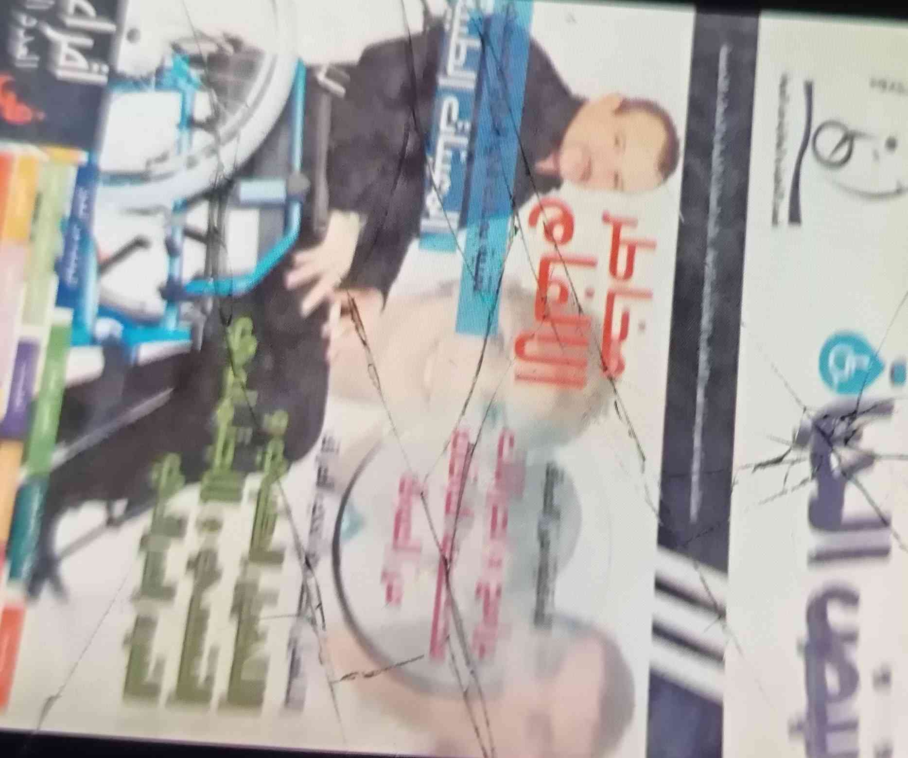 ٦كتب بسعر ٥٠٠٠ باختياركم


**إذا كنت صاحب هذا الإعلان وتريد حذفه لأي سبب، رجاءا أرسل رسالة إلى الدعم الفني**