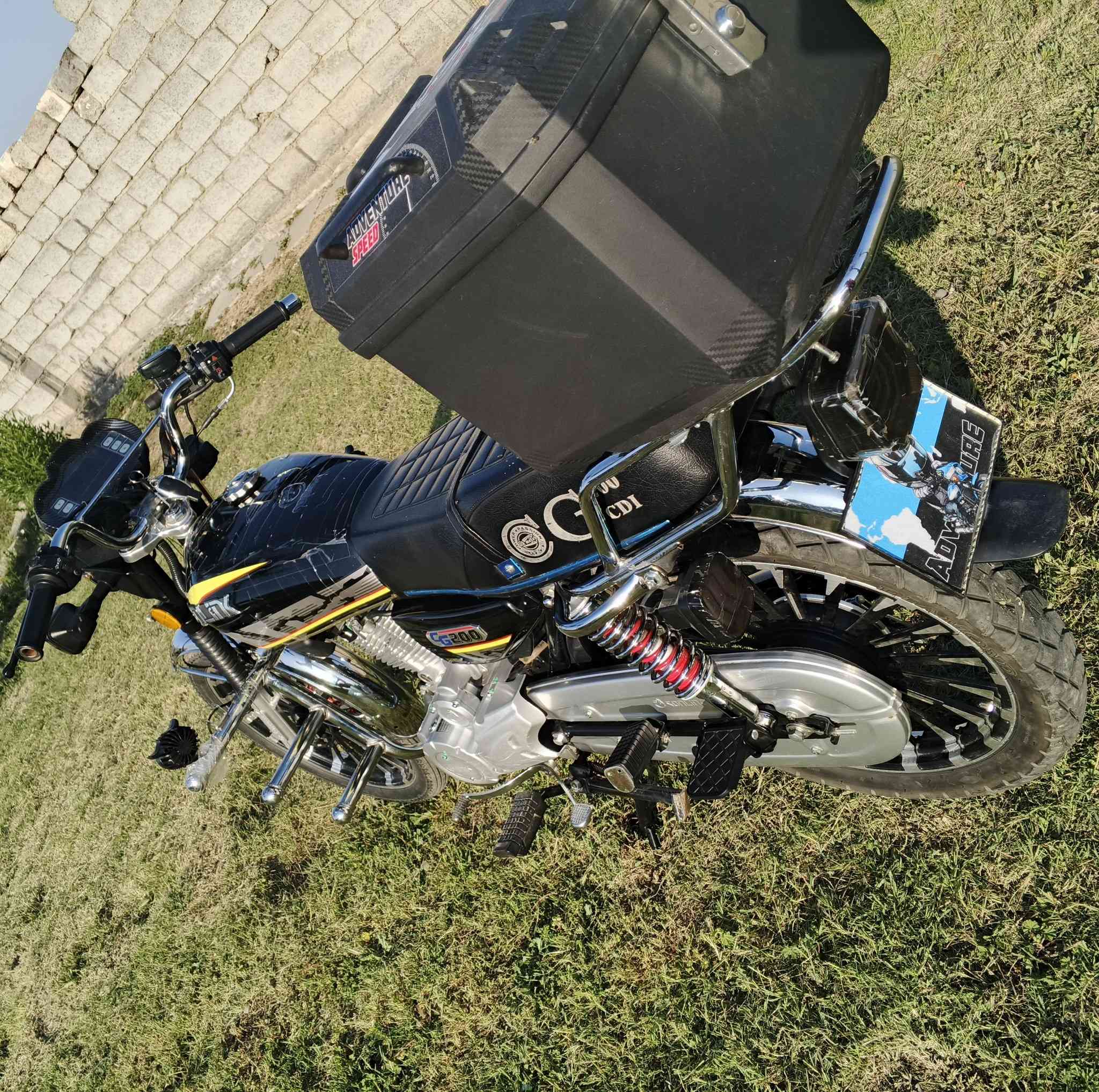 سلام عليكم
للبيع دراجه ايراني موديل 25 ماشيه 4الاف دراجه نضيفه في حاله وكاله اي خلل ما بيهه كلشي بيهه شغال لسع ر850 العنوان تاجي مقابل منشأه نصر
***********
***********
