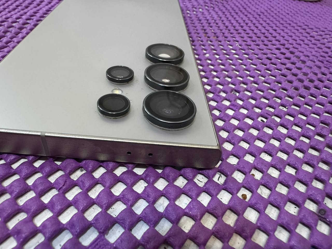 Samsung S24 ultra
256GB
 رام12
نضيف كلش 
سعره 975
***********
