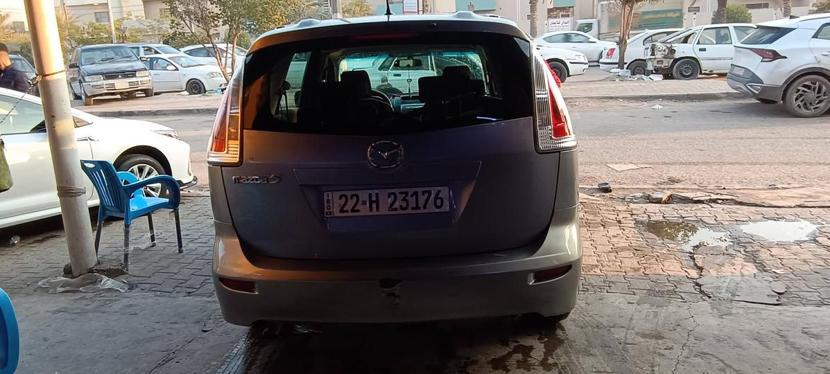 سلام عليكم ورحمه الله وبركاته للمراوس بسيدونا مازدا فايف سبعه راكب موديل ١٠جاهزه  سياحي vibوارد أمريكي مكينه 2400وكير6نمر كلها على البلاد 11ايرباك سليمات سنويه لل27تريد وكاله تريد تحويل مراوس فقط فقط للاستفسار ***********بي وات ساب تحياتي
