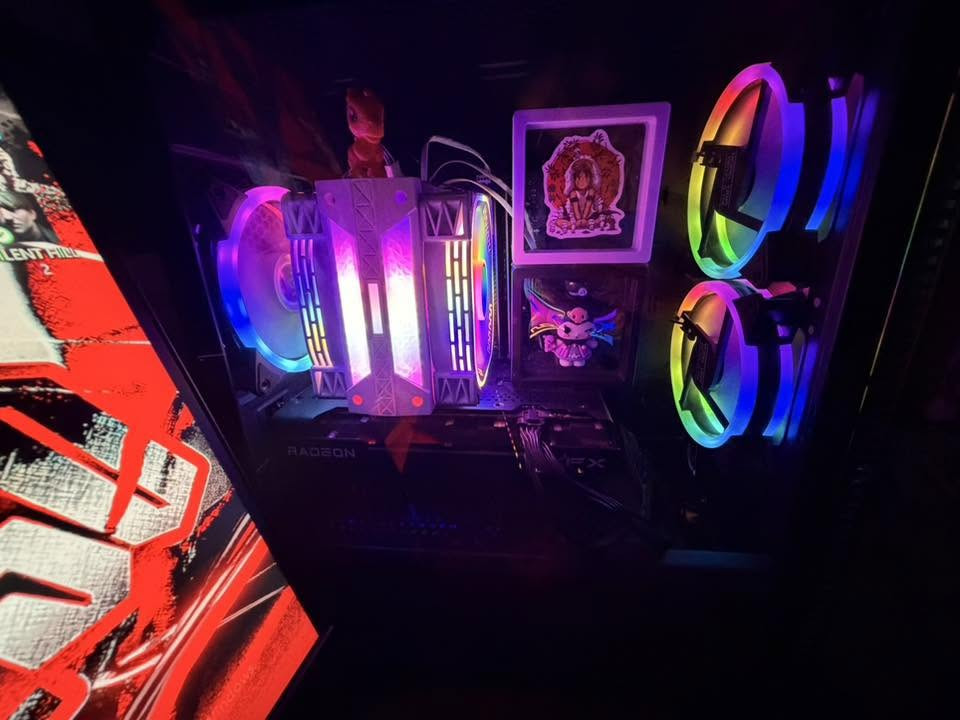 تجميعة للبيع
المواصفات:
CPU:core i5 10600F
GPU:Rx6600XT OC 
Motherboared: colorful b460
PSU: redragon 600W plus silver 80
RAM :lexar 2x8 3200 
Storage:512 M.2 NVMe lexar gen 4 وبيه مدخل ساتا كامل هو وكيبلاته اذا تحب تزيد الذاكرة 
الكيس مثل ما موضح بيه فان هاب موجود بيه اكثر من 30 لون ونمط للاضائة 
الملحقات : كيبورد ريد دراكون ميكانيكي + ماوس كلهن هدية 
مكاني بغداد السعر 800
وافق ادمن❤️


**إذا كنت صاحب هذا الإعلان وتريد حذفه لأي سبب، رجاءا أرسل رسالة إلى الدعم الفني**