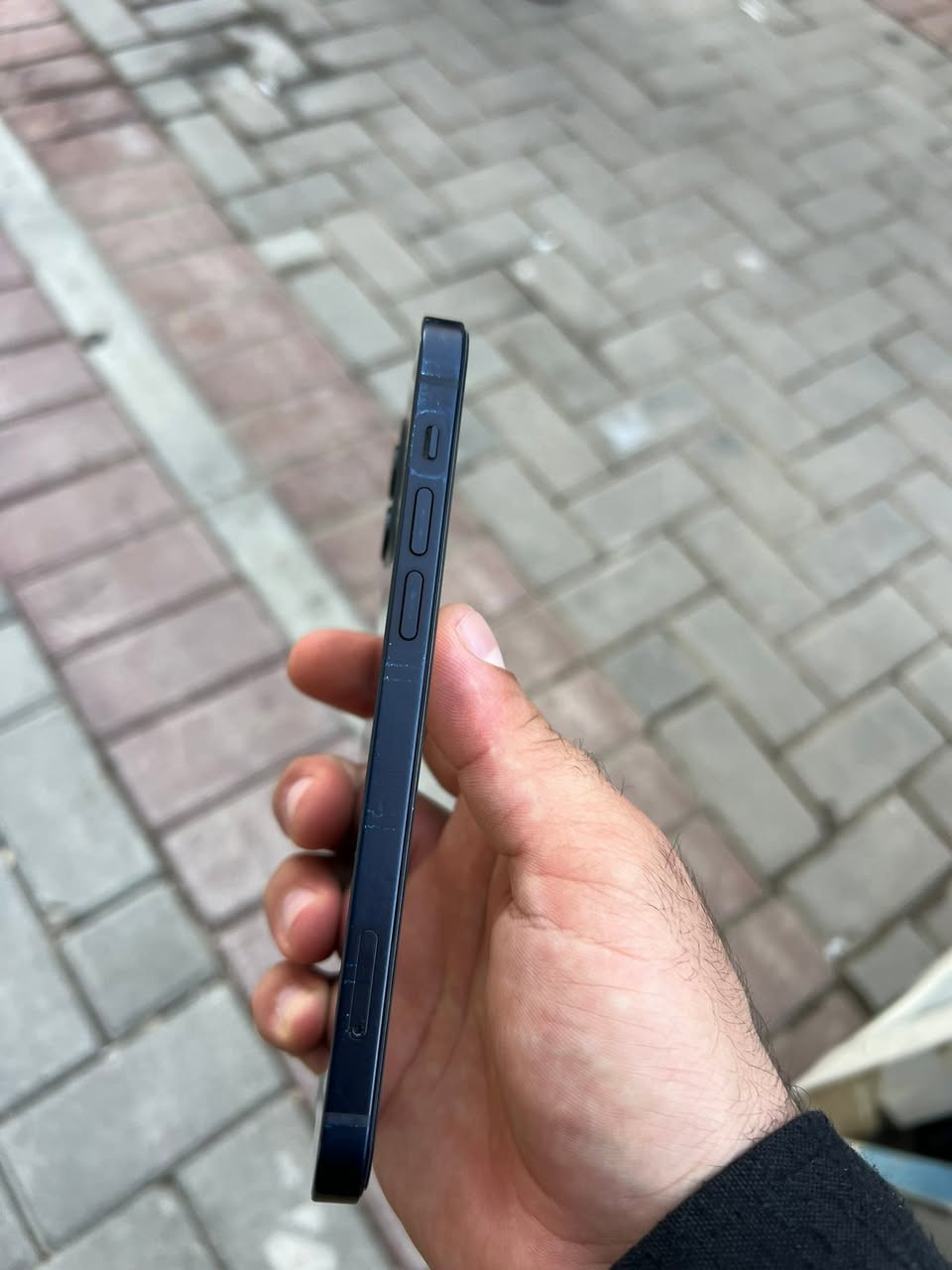 iphone 12     ( دووسیم    ZA/A ) 128 Gb
فەیز ئایدی مەزبوت🆔

پاتری  🔋100 %

خەلیجی کارتۆنی لەگەڵە 

بەزەمان شتی جوان
تەنها پاتریو شاشە گۆڕاوە بە 
شتی زۆر باش
گەیاندن بەردەستە
***********
