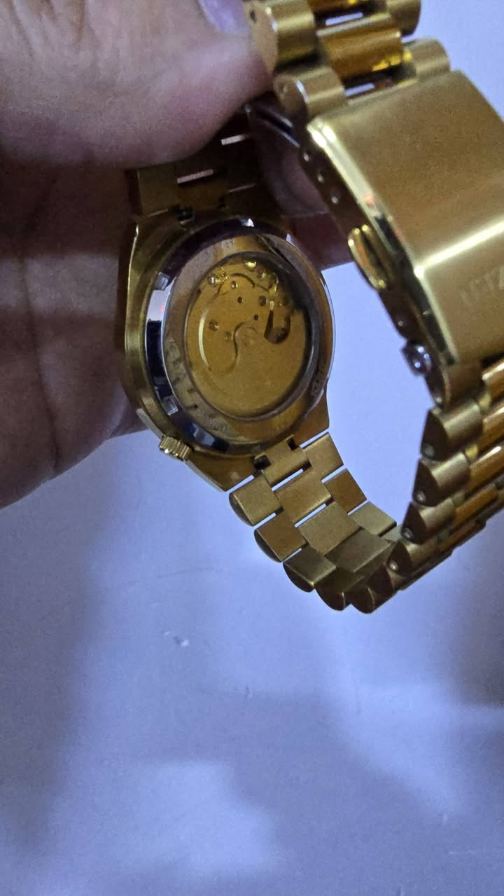 ستزن اصلي وكاله للبيع
***********
اصلي وكاله
