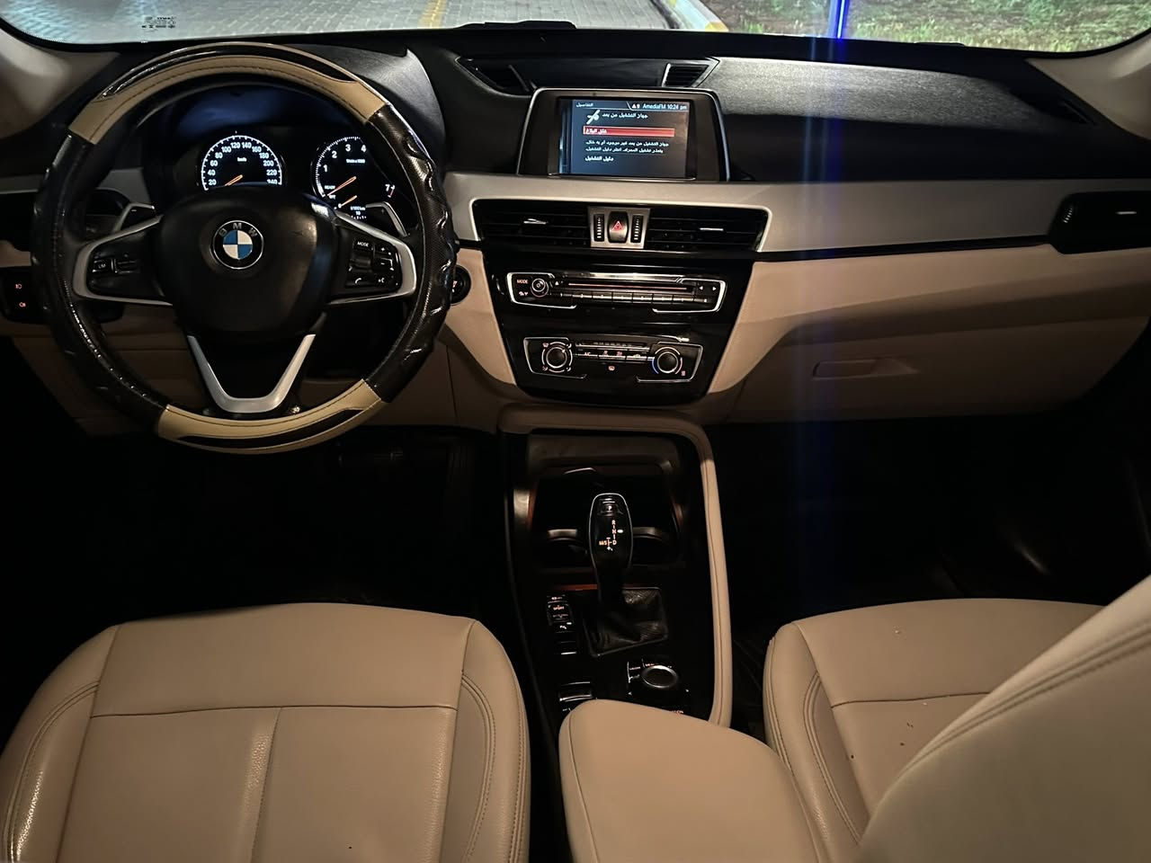 مرحبا حبايبي هاي BMW X1 خليجي السياره جديده وستعمال ا شخصي مكفوله من الحادث بس بيهة صبغ ٣ قطع مجرد رش وعندي صور الشخط قبل لا تنصبغ السياره بيهة اهواي مواصفات حلوه بس بدون فتحه 
الموديل ١٩ المشي ٩٠ السعر ١٤٥ وهاذ رقمي *********** موفق
