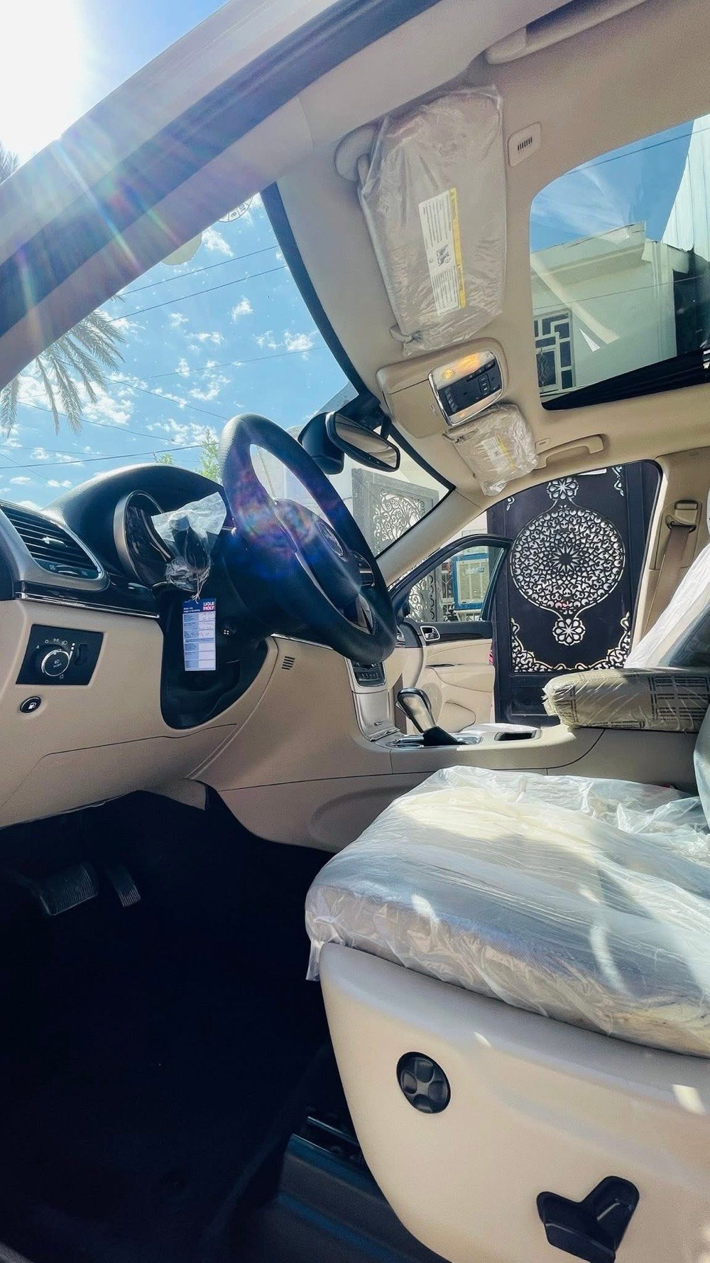 الموديل : 2017 .

المحرك : V6.  3.6L . 



العداد : 101 mil



مكفولة بدون قطرة صبغ بدون تعديل بدون تبديل فقط رصعه بالباب الخلفي وعلى وضعها 



مواصفات



بصمه تشغيل 



بصمه ابواب



تشغيل عن بعد 



اشاير المري



صندوق كهرباء



رادار جانبي وخلفي



زراك لايت امامي



توقف ذاتي 



كشنات جلد لون بيجي 



كشنات تدفئ تبريد 



كشنات كهربائي



كشنات خزن ميموري 



شاشه كبيره +كامره دواره



 فتحة قطعتين



ستيرن قفل عند الاطفاء تحكم جهتين



شفتات ستيرن +نضام سبورت +ايكو



ستيرن كهربائي



ستيرن تبريد وتدفئة



تبريد قطعتين 



رقم اربيل بأسمي تحويل نفس اليوم



سنوية جديده هزة وبراد جديده



كير ومحرك مكفولات



مكان السياره ( طوز خورماتو - كركوك )



السعر (235)



رقم الهاتف : ***********