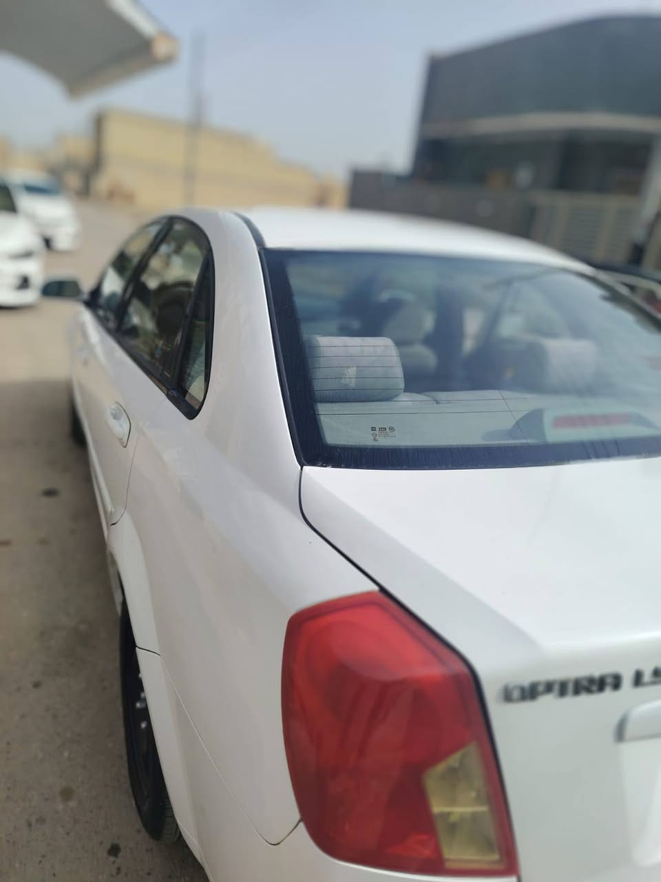 السلام عليك اوبترة للبيع 12سنويه مجددل30 سعر 70وبيه مجال رقم بصرة لتواصل *********** عواني ميسان
