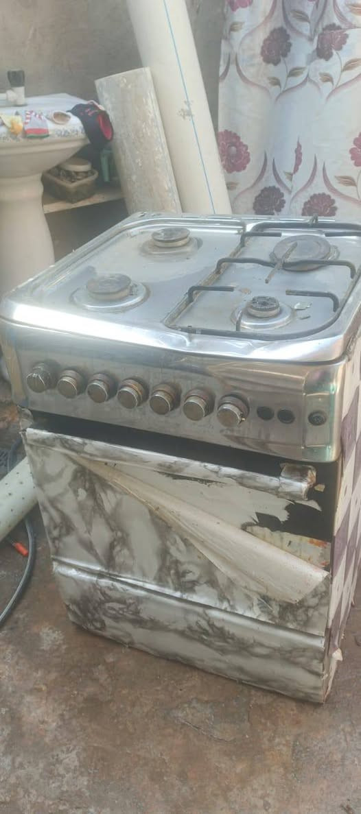 السلام عليكم
غراض مال بيت للبيع كلمن وسعره اني مكلف بلنشر 
هذ رقم راعيهن ***********
