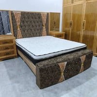 غرفة خشب • عراقي ثقيل • جديدة ما مستخدمة