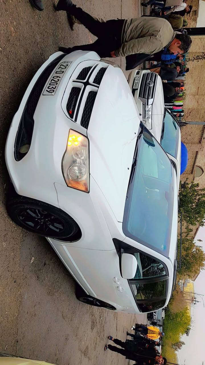 السلام عليكم دوج كرفان 2019GT بيع او مراوس ابشمالي معروف مواصفاتها برده كشنات كهرباء جلد ابلاد مكينه3500 رقم وسنويه وهزه جدد بيبان اوتو كهرباء جنطه كهرباء ماشيه 145الف كير مكينه مكفولات تحويل وكاله حاظر صدر تايرات جامرلوغ وبنيد بدون اي داخل بشرط وسونار مرفق بلمنشور وصور الحادث  جديد مكان السياره كلار وسليمانيه 
السعر 195 وبيها مجال 
الاستفسار 
***********
