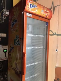 عارضة للبيع كلش جديدة وتبريدها يجمد السعر ٣٧٥  الاستفسار 07841206491