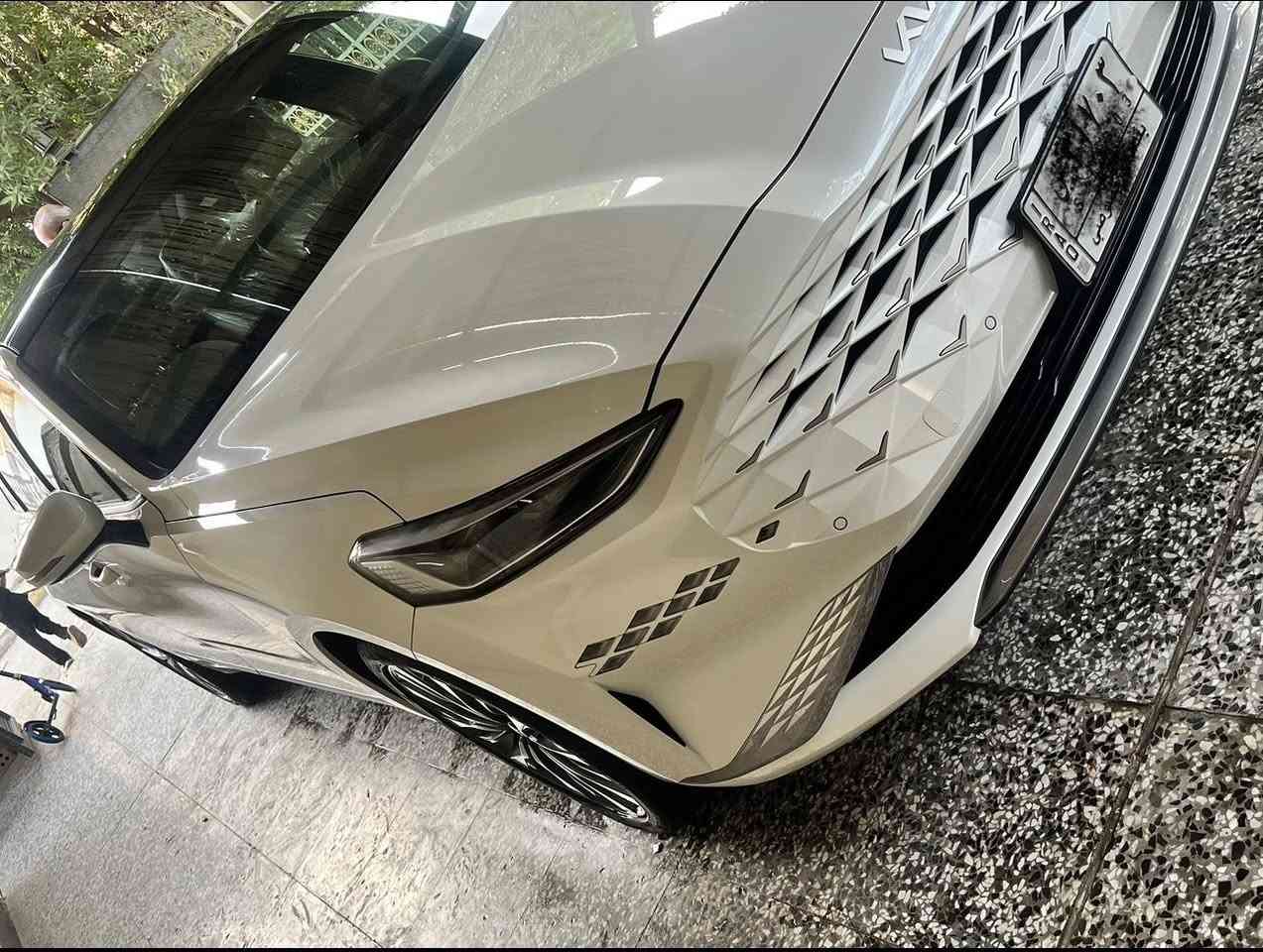 بسم الله الرحمن الرحيم 

السلام عليكم 

كيا كادنزه 2023 

فول واحد على واحد 

مكفوله كفاله عامه 

ماشيه 12 الف حقيقي 

سياره بيه هواي مواصفات 

مكينه 6 سنلدر حلوه

سياره مل بيت جديده 

رقم بغداد بسمي جديد 

مكان سياره بغداد حي جهاد 

***********
