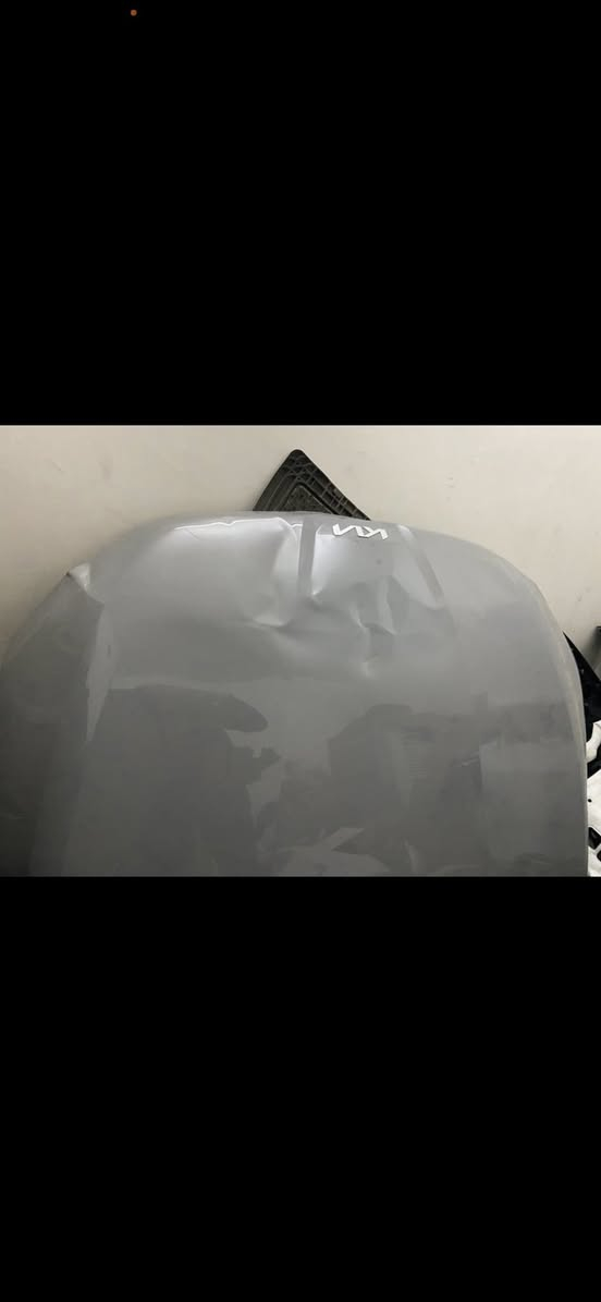 شباب عندي زوج لايتات كي فايف موديل 25اصلي امريكي لد اصفر وعندي غراض للبيع للاتصال على الرقم ***********
