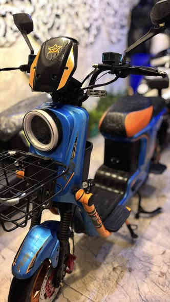 درجه شحن R9 البيع فقط
شراط عل فحص 
 فول نضافه  كدام عين 
5 بطريات دبل كبار 
 ملف 2000
❤️‍🔥 يعني مو 1500
سريع بشكل 
 سعر 450 
استفسار خاص أو عل رقم 
بي وتساب ***********
***********
@الجميع
