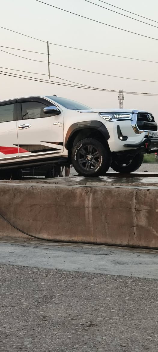 هيلوكس
TRD........ TRD..... TRD

موديل 2021  

رقم سليمانية / 

سنوية باسمي لل 2031

 واذا تروح تحول ملكية ما يحتاج تاخذ السيارة لان داخلة هزه وبراد لل2027 شهر ال6

 

السيارة جديدة لابارد ولا صبغ

 كفالة عامة على وضع الشركة

عداد المسافة 107 الف

تبريد قطعتين + تبريد كشنات + بردات وتضليل 

لايت زنون فول أضاءة 

شادلها دبلات ومخفف طسات + تايرات جبلية جديدة 

السيارة داخلة سيرفس كامل في شركة SAS بغداد

مغلفة تغليف داخلي كامل +تغليف  VIP داخلي 

السيارة للجناي مال بيت 

مكان السيارة ديالى 

*********** هاتف 

سعر (320) مجال بسيط
